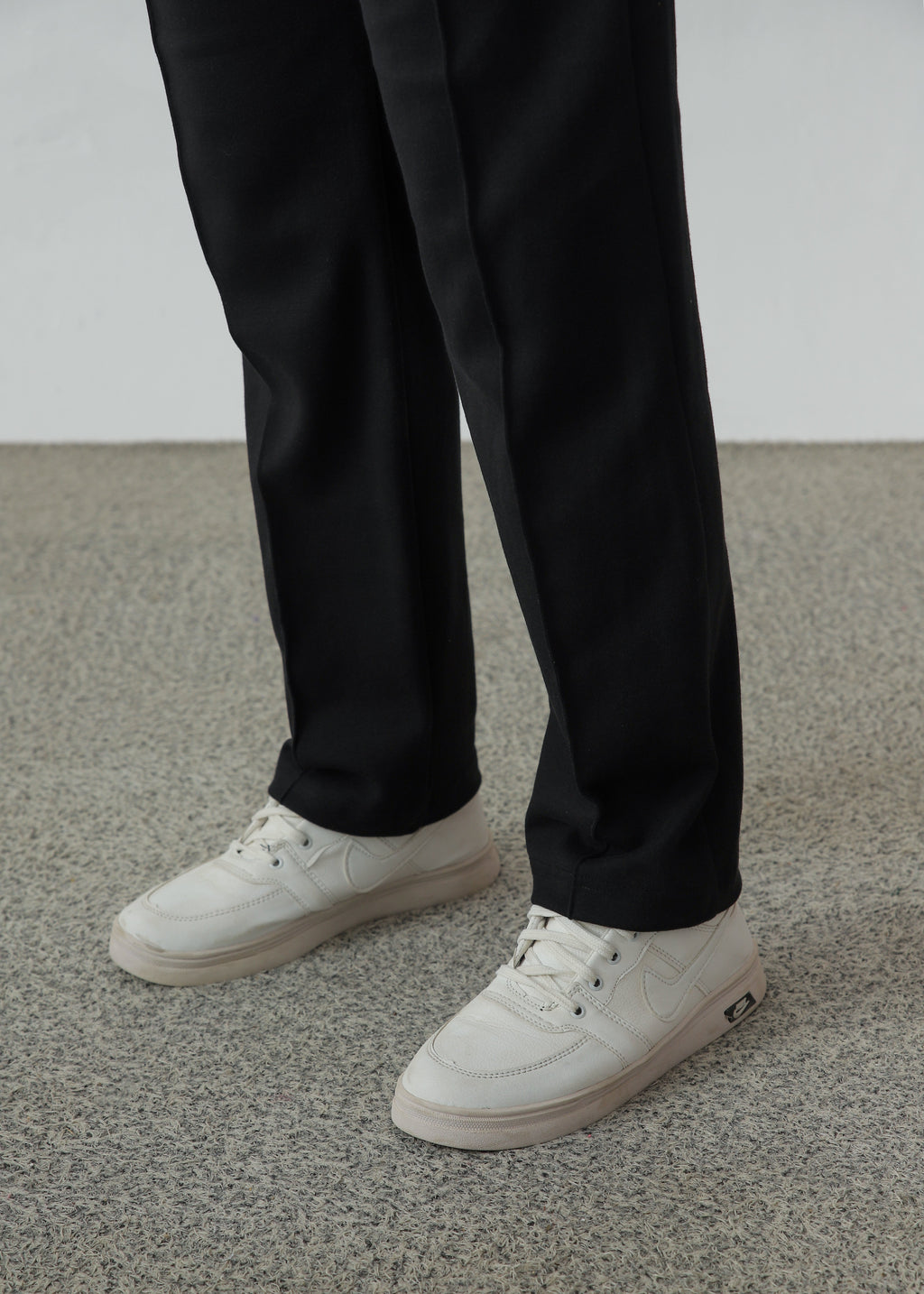 Pleated Trouser Relaxed Fit - Black - Zenetti